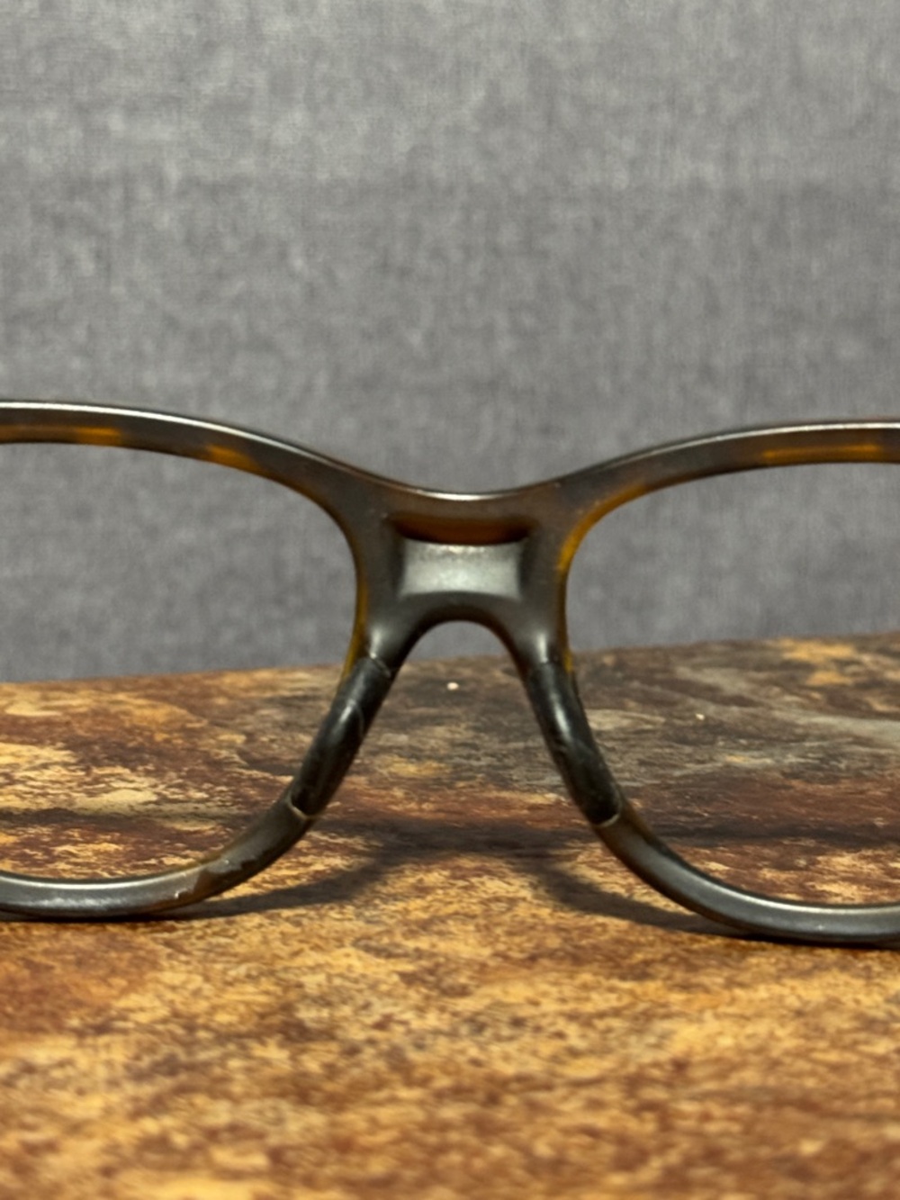 Used Oakley HOLDOUT frames only - Picture 5 of 8